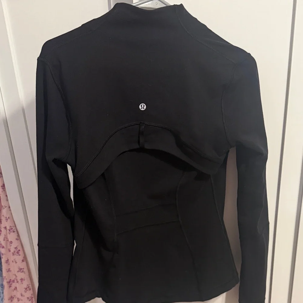 Women's Black lululemon define jacket - Picture 2 of 3